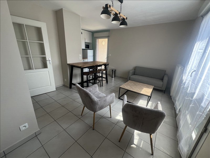 Flat Rue Alfred de Vigny in Saint-Priest
