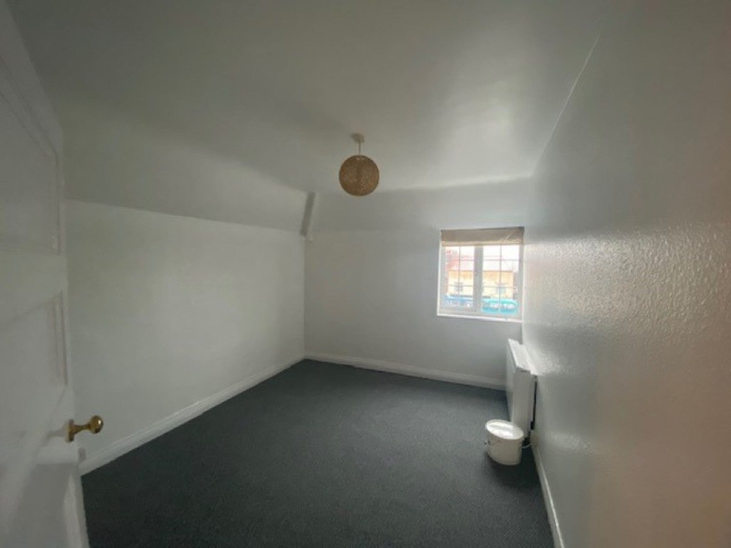Flat Broadfields Road in Birmingham