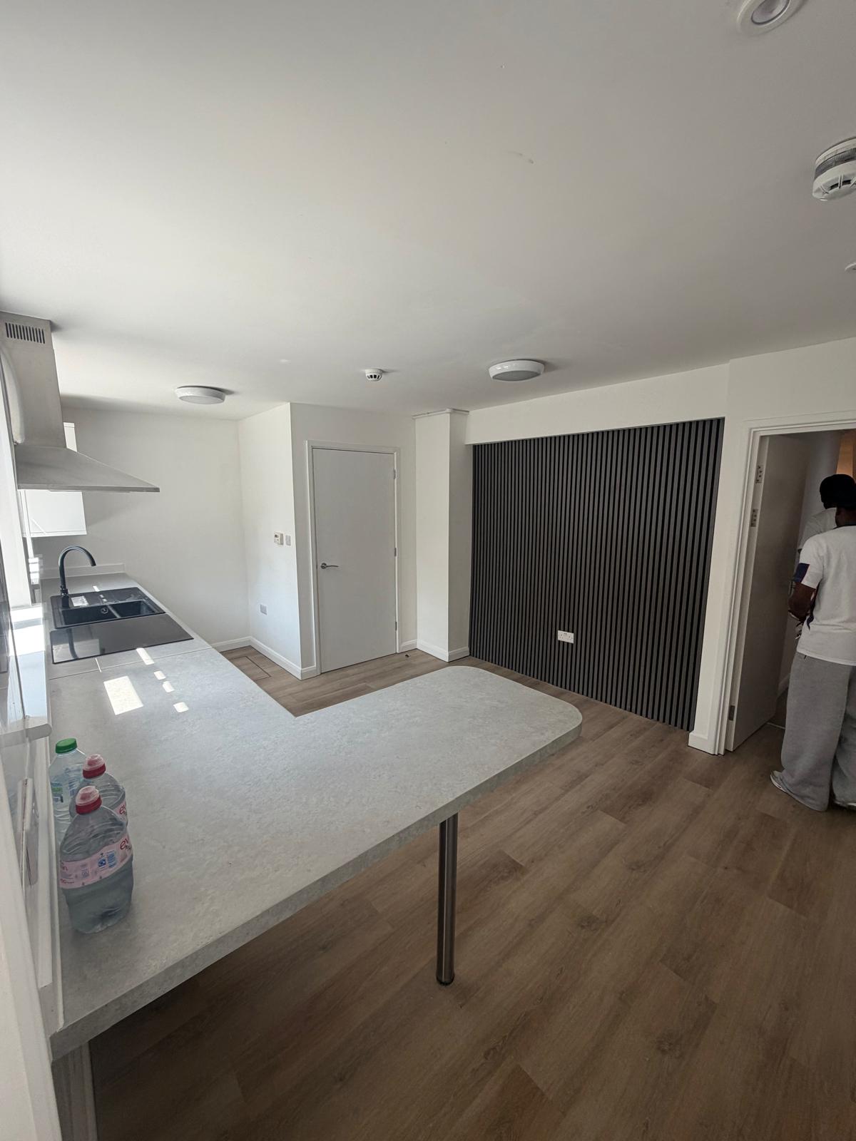 Flat Peckham High Street in Greater London