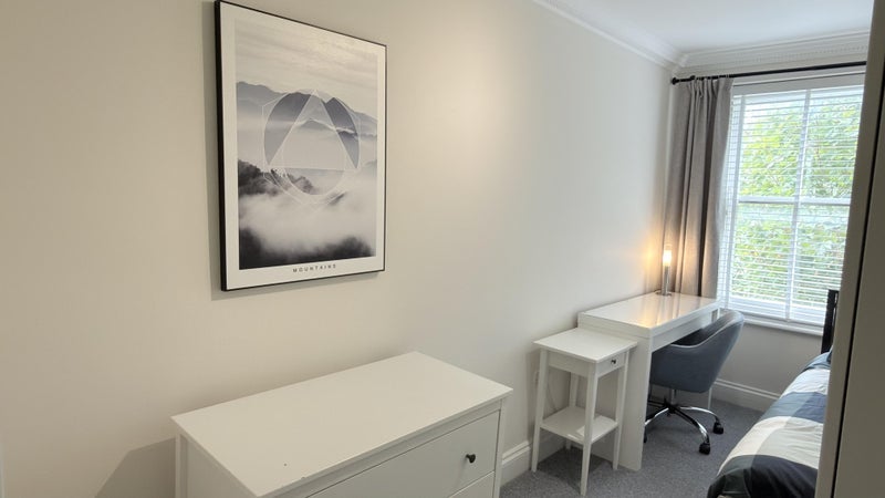 Room Elgin Avenue in City of Westminster