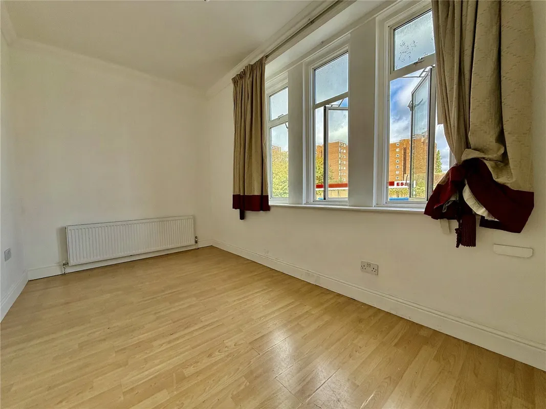 Flat Eltham High Street in Greater London