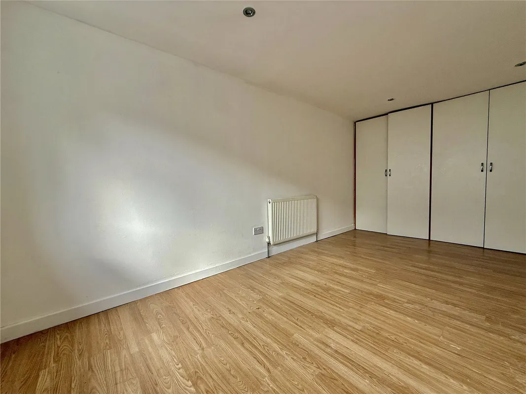 Flat Eltham High Street in Greater London