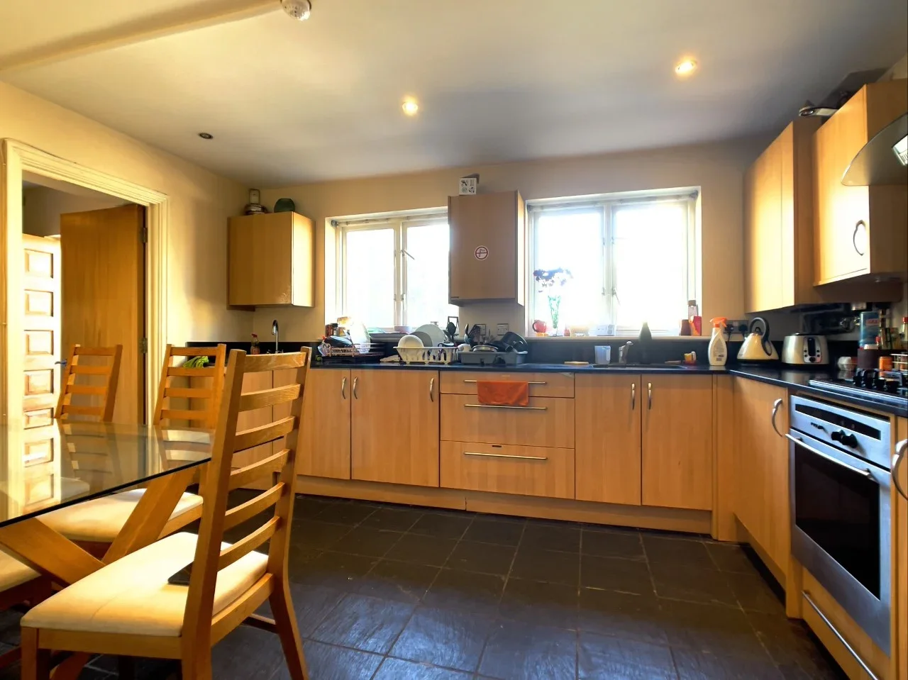 Room Saunders Ness Road in Greater London