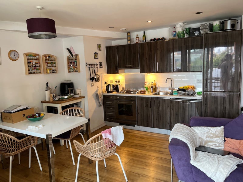 Room Broad Weir in Bristol