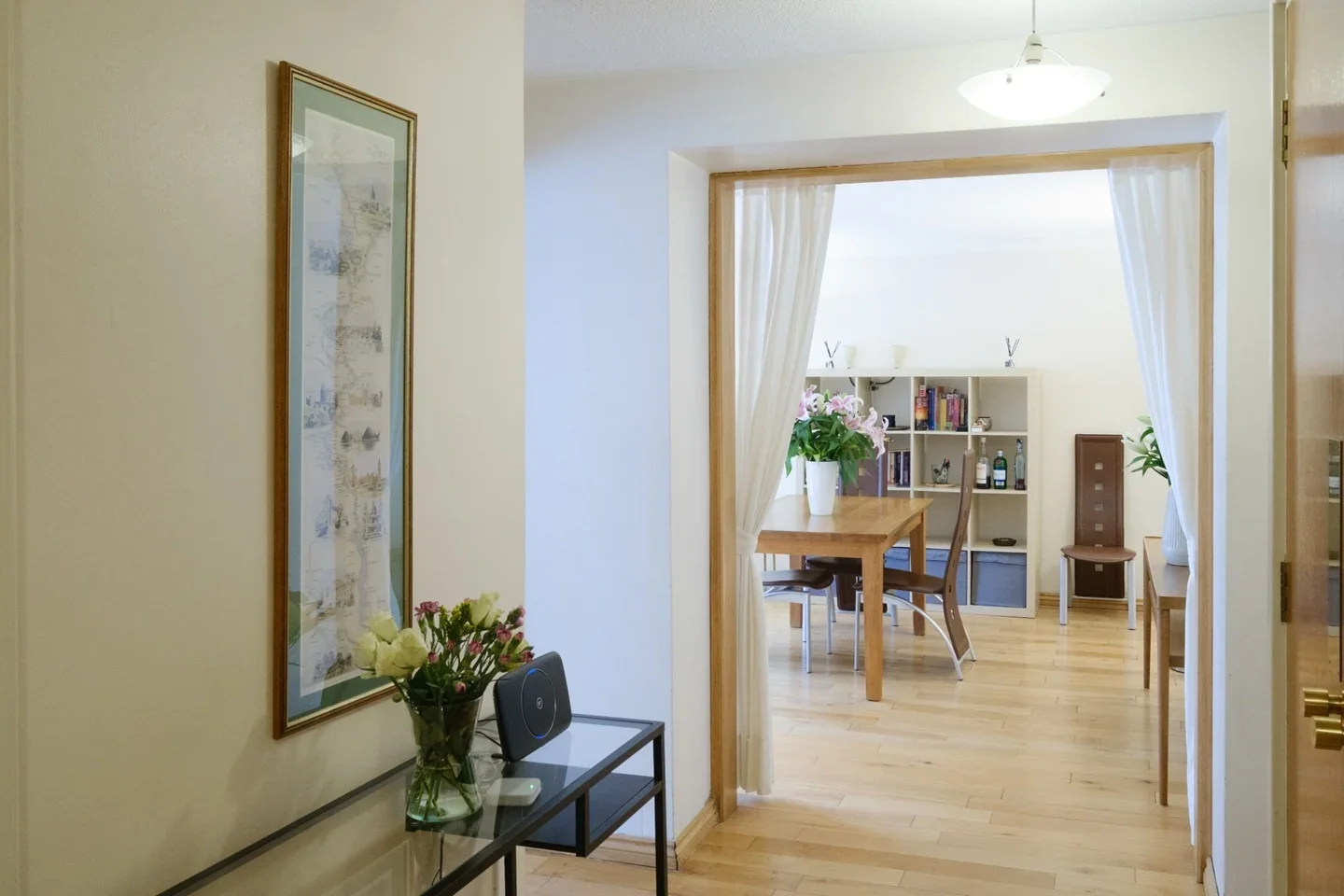 Flat Thorney Crescent in Greater London