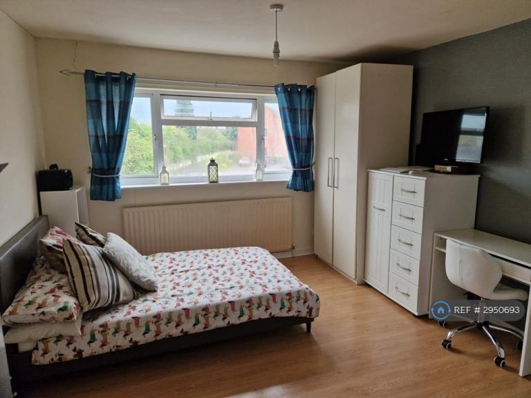 Flat The Green in Lichfield