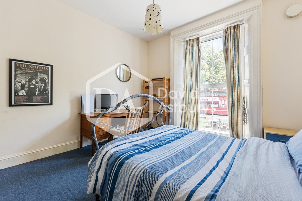 Flat Camden Road in Greater London