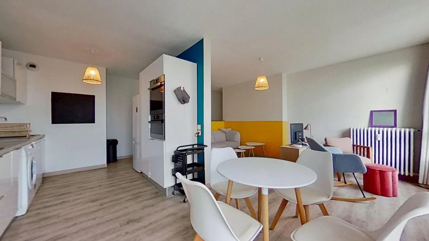 Flat Rue Philippe Fabia in Lyon