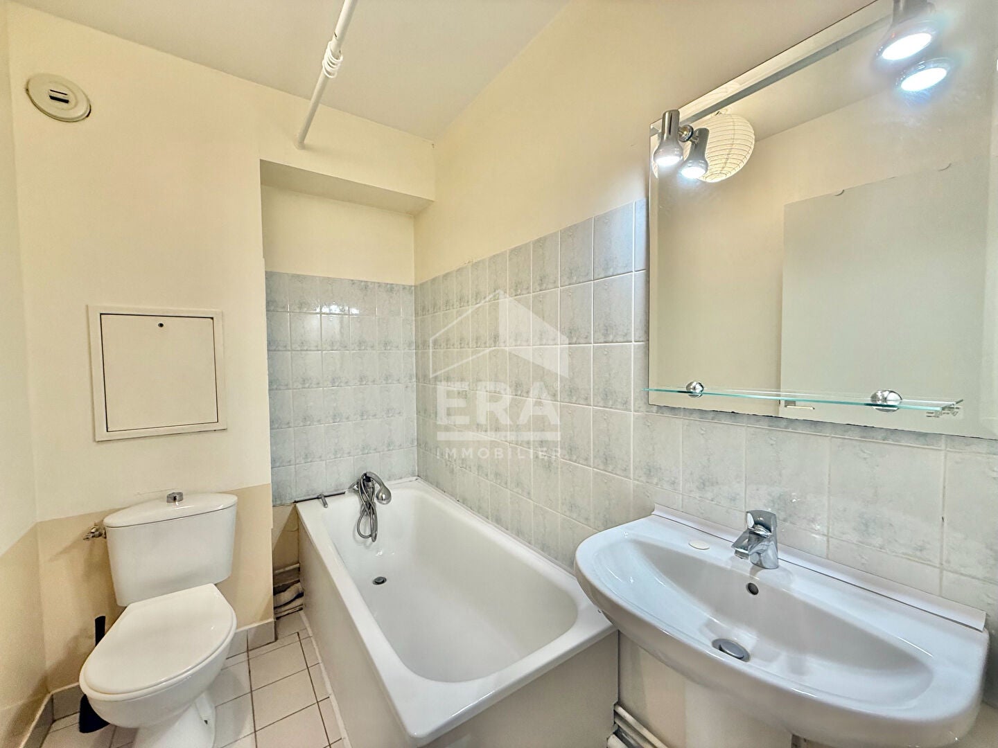 Flat Rue Charles de Gaulle in Bures-sur-Yvette
