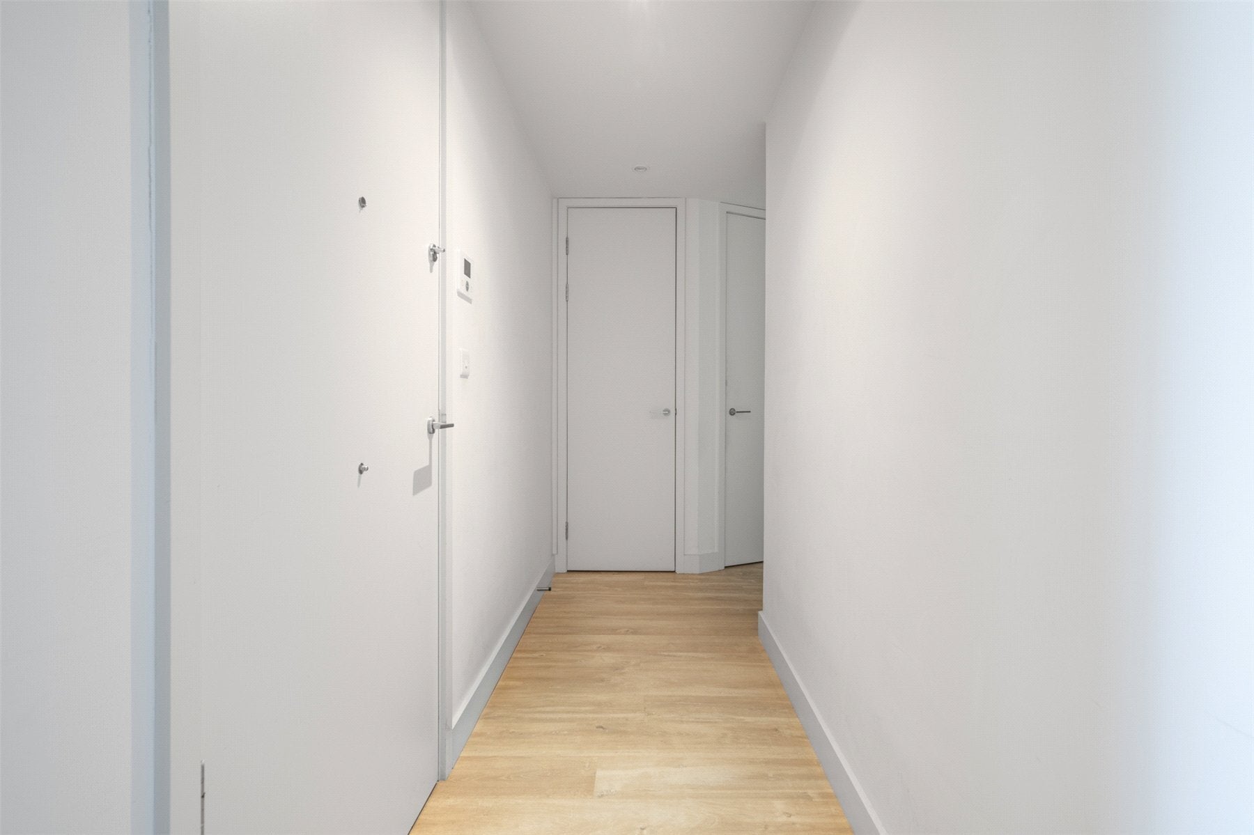 Flat Finchley Road in Greater London