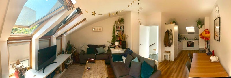 Room Brixton Road in Greater London