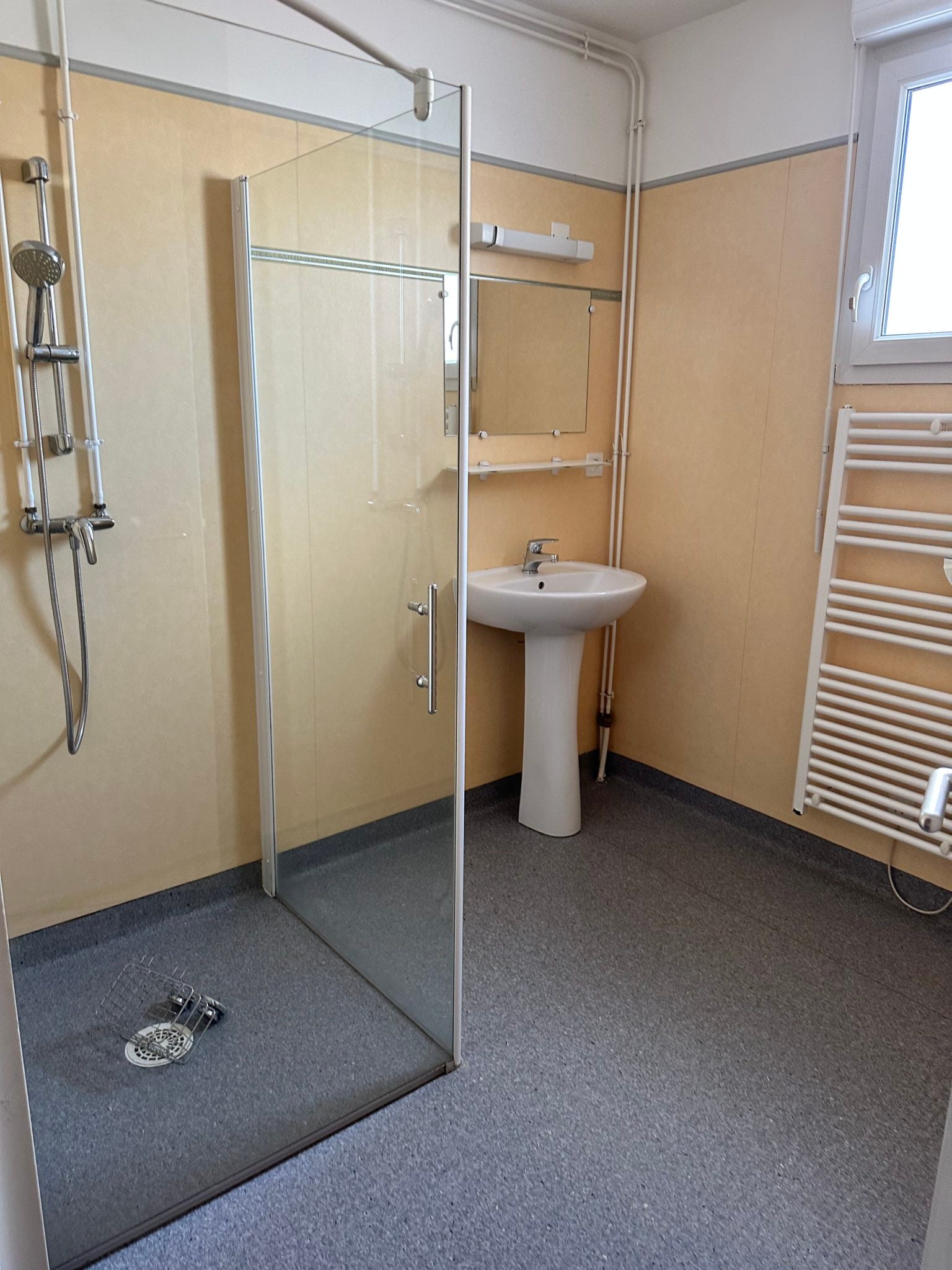 Flat Rue Jean-Jacques Rousseau in Commentry