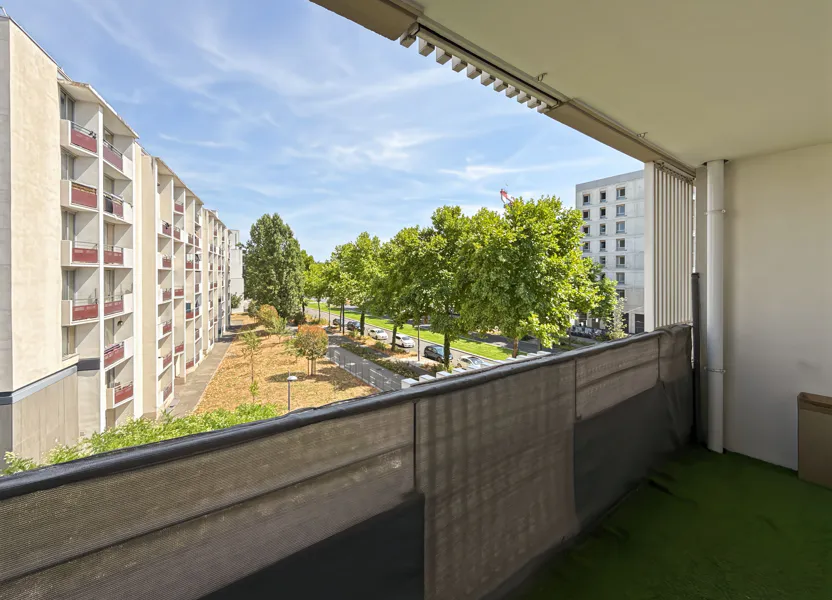 Flat Avenue Jean Mermoz in Lyon