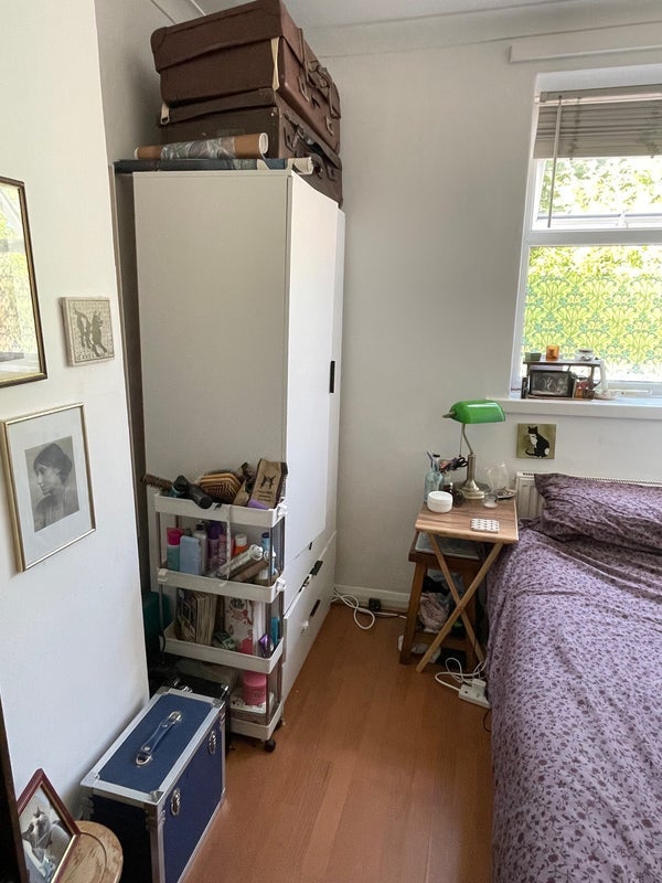 Room Hazellville Road in Greater London