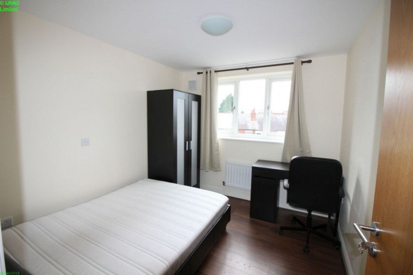 Flat Swan Lane in Coventry