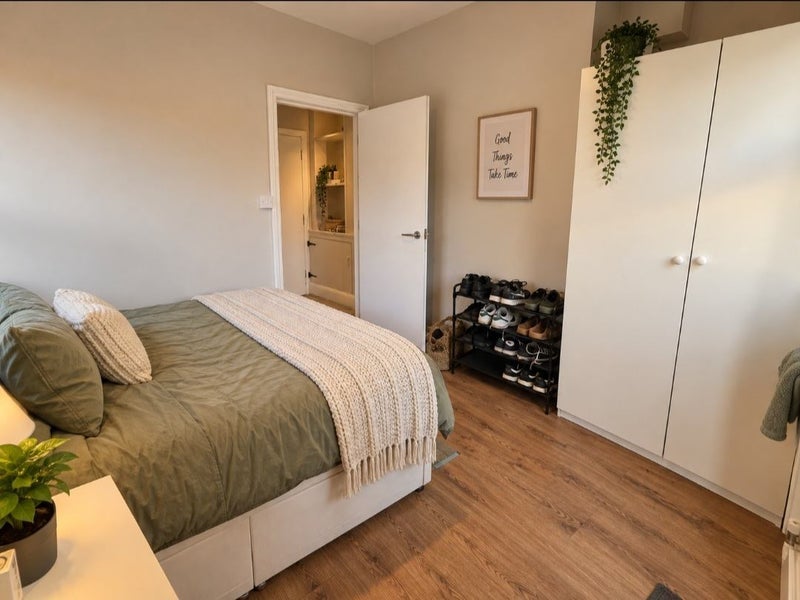 Room Southampton Way in Greater London