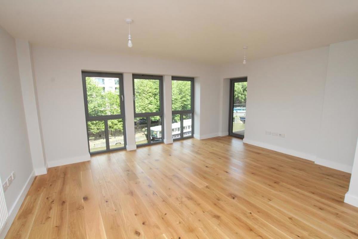 Flat Redcliff Street in Bristol