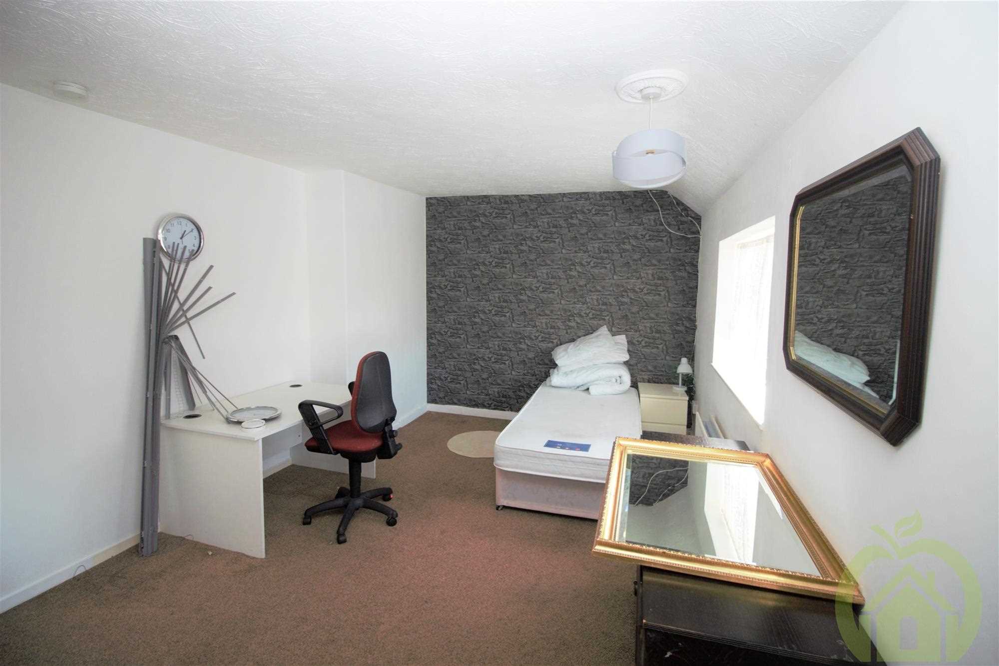 House Gooshays Drive in Greater London