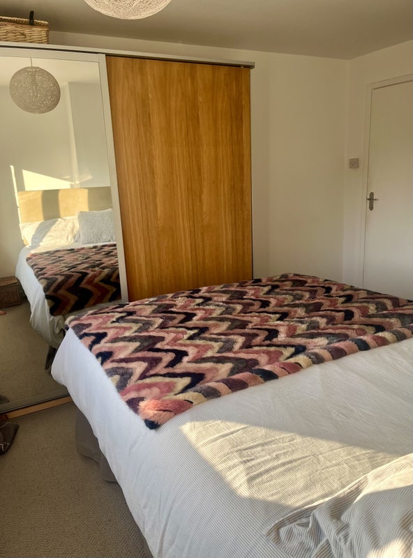 Room Abbey Road in Newark and Sherwood