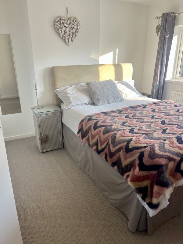 Room Abbey Road in Newark and Sherwood