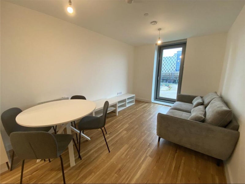 Room Broadway in Salford