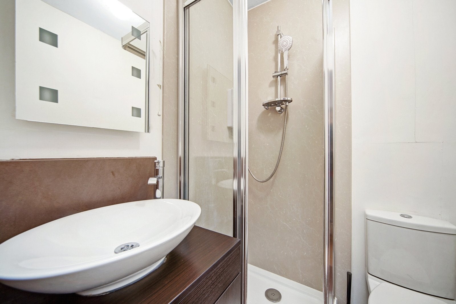 House Campbell Walk in Greater London