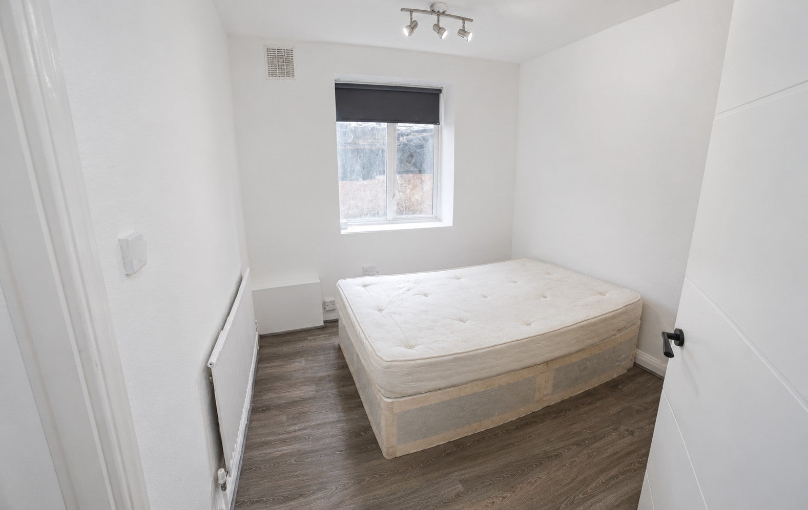 Flat The Hyde in Greater London