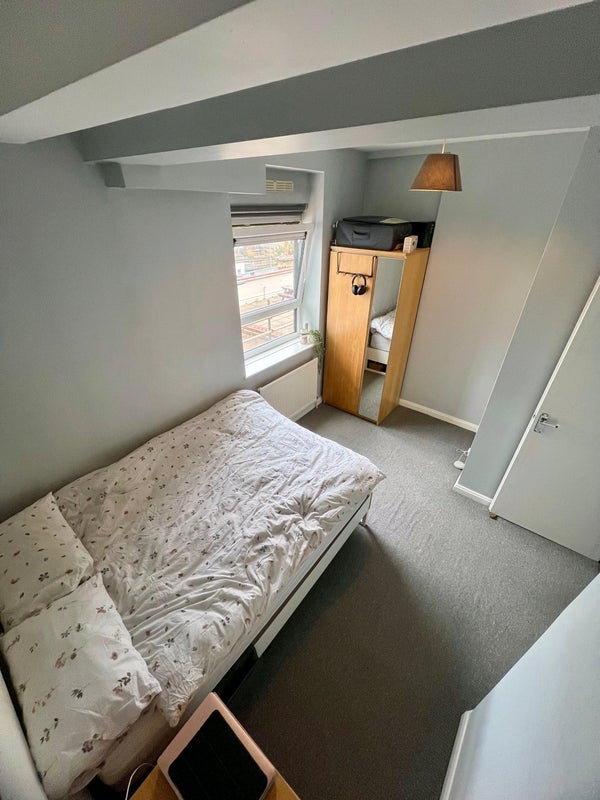 Flat Bethnal Green Road in Greater London