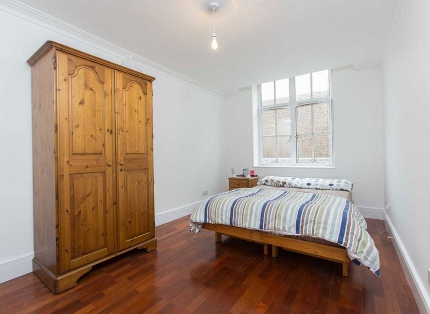 Flat Russell Square in Greater London