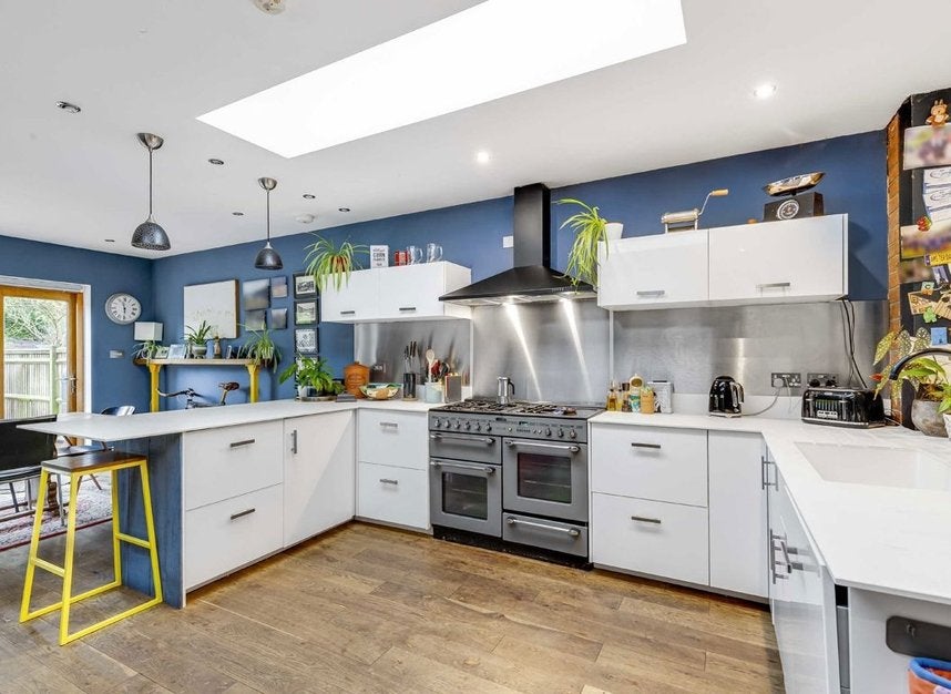House Copthall Gardens in Greater London
