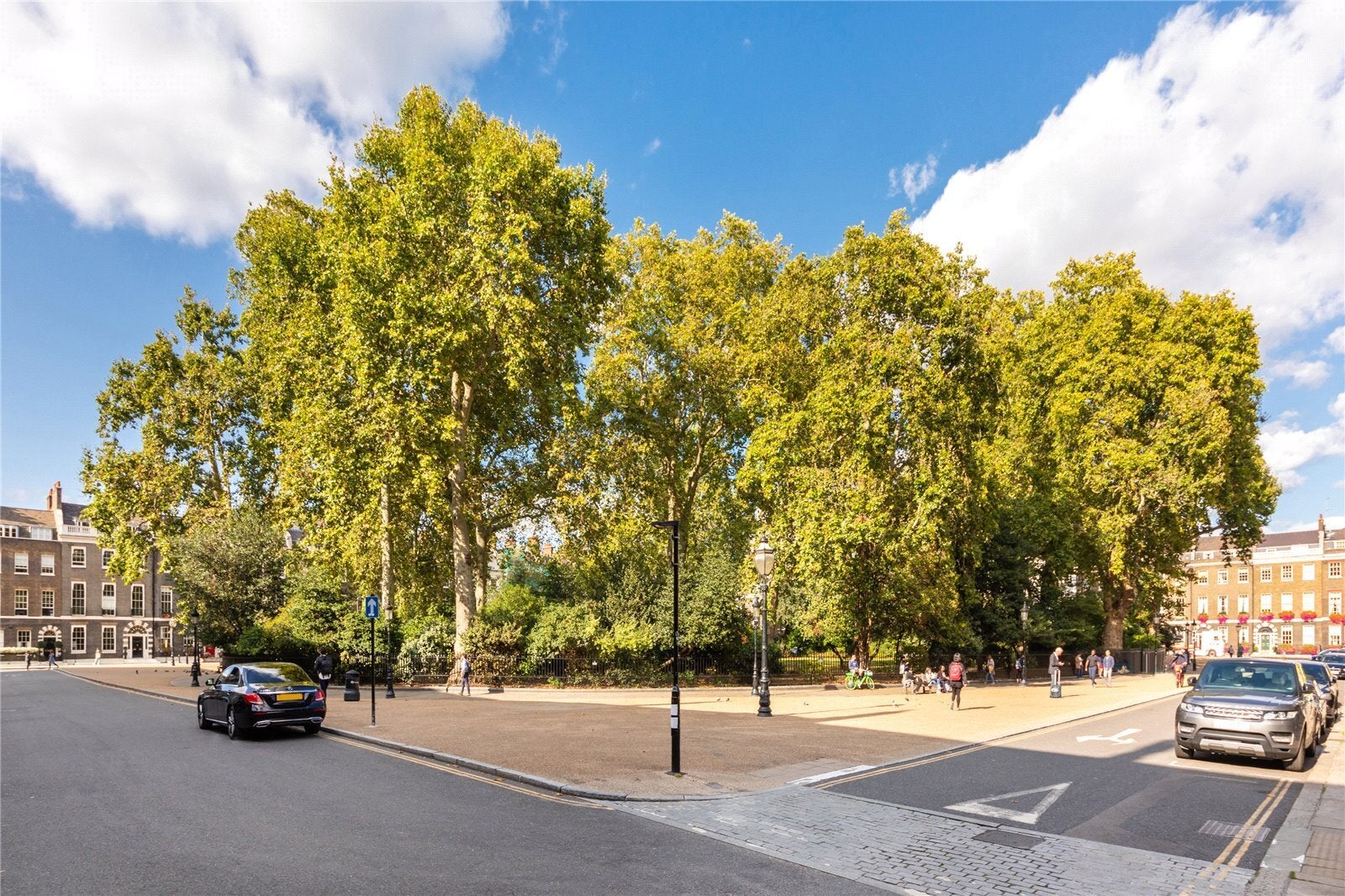 Flat Adeline Place in Greater London