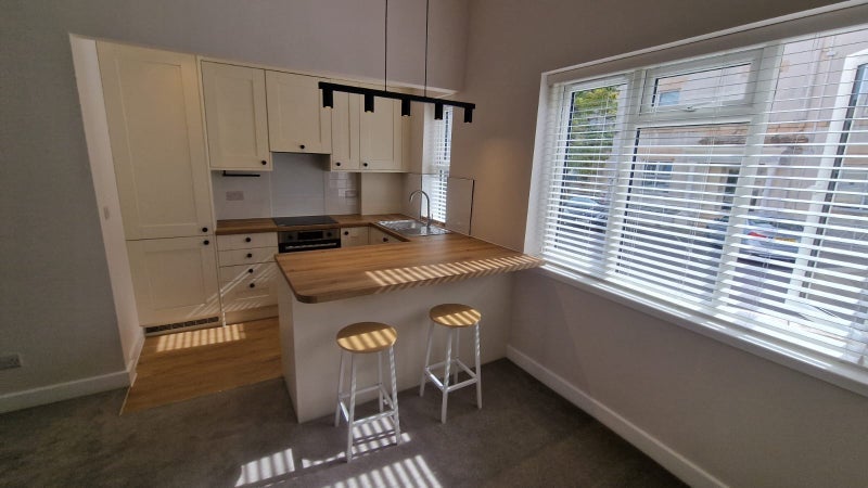 Flat Kerley Road in Bournemouth