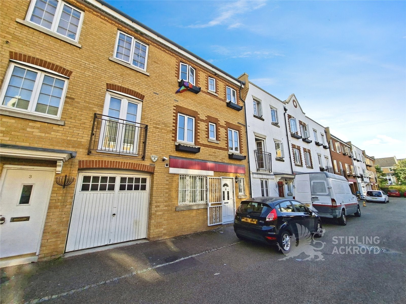House Edgar Wallace Close in Greater London