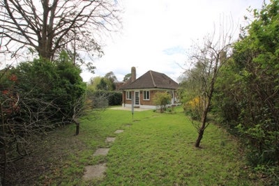House Ashenground Close in Mid Sussex
