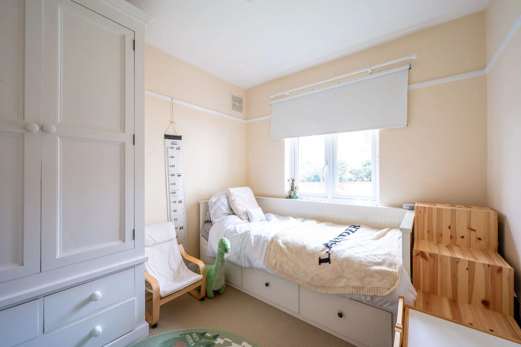 Flat Brockham Close in Greater London