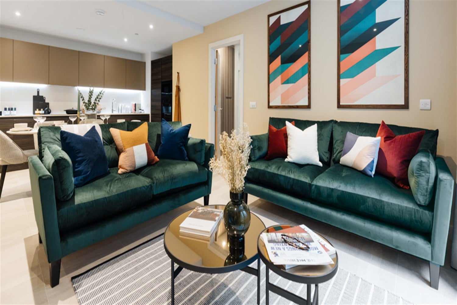 Flat McEwan Square in City of Edinburgh
