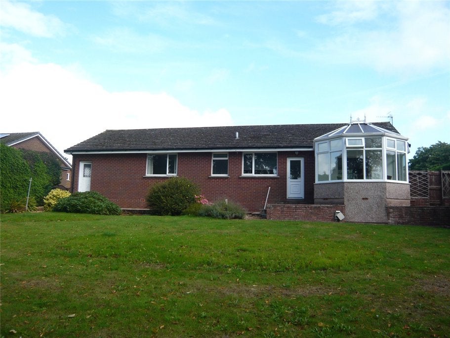 House Fairhill Close in Penrith