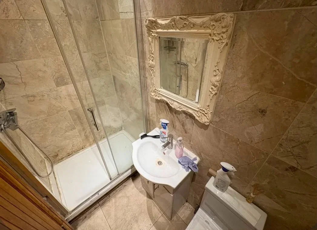 Room Arcadian Gardens in Greater London