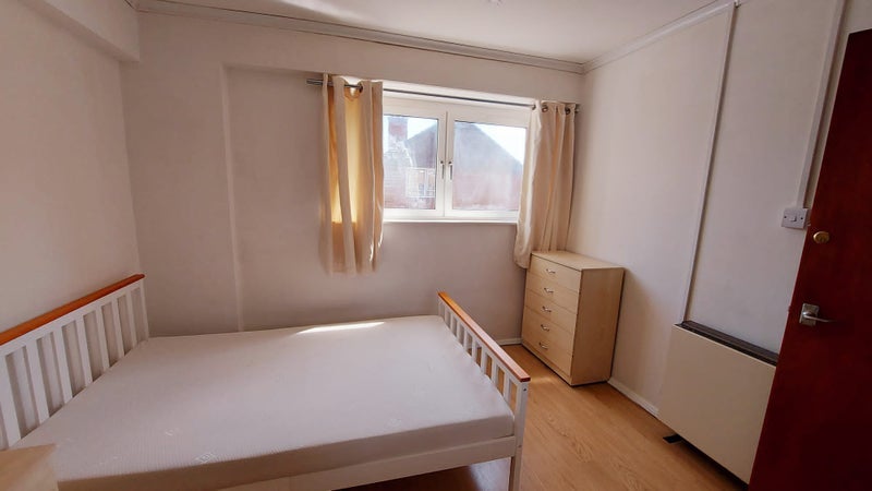 Room New Brook Street in Royal Leamington Spa