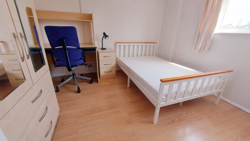 Room New Brook Street in Royal Leamington Spa