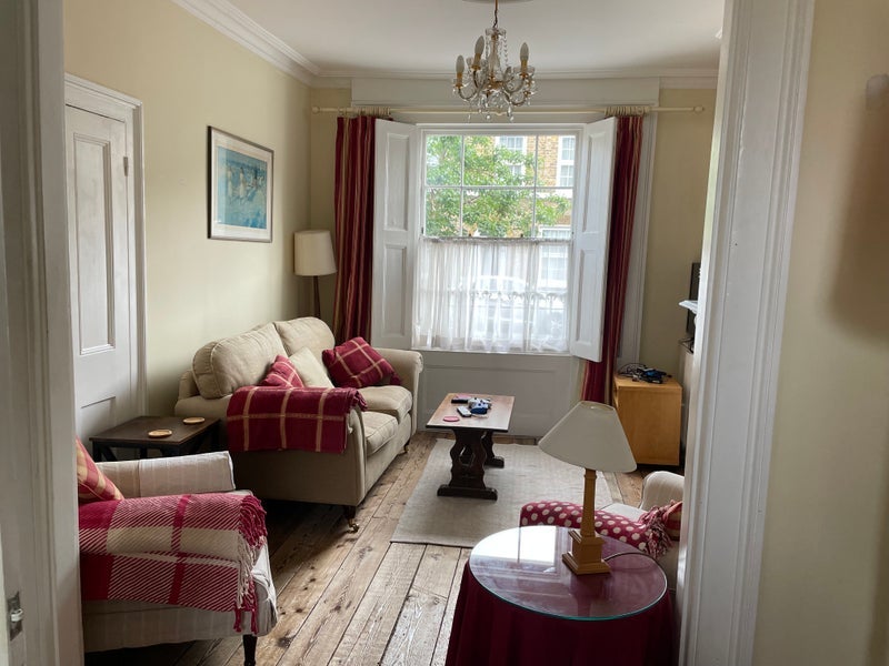 Room Salmon Lane in Greater London