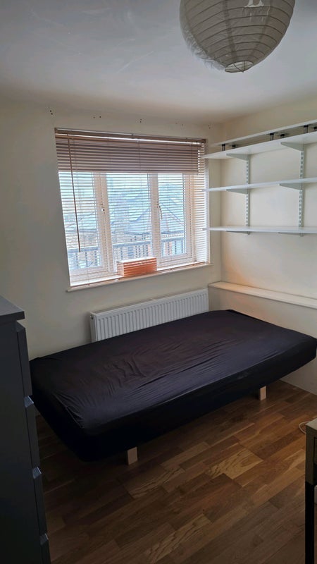 Room Balham High Road in Greater London