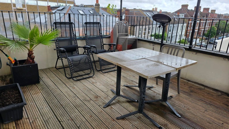 Room Balham High Road in Greater London