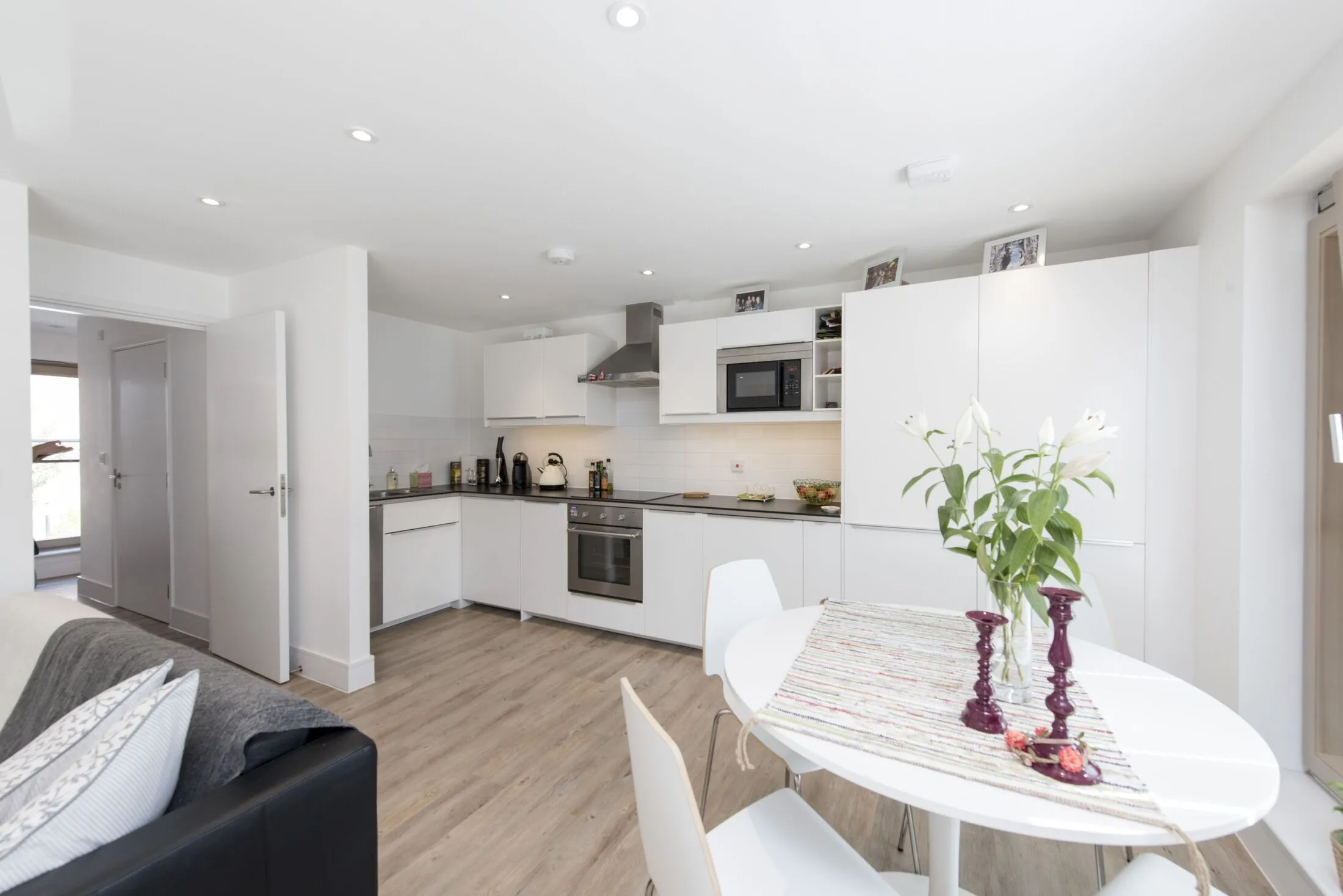 Flat Triangle Place in Greater London