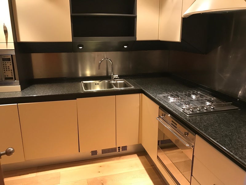 Room Westferry Circus in Greater London