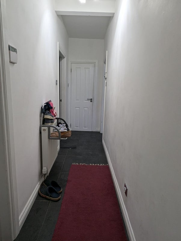 Room Stenhouse Crescent in City of Edinburgh