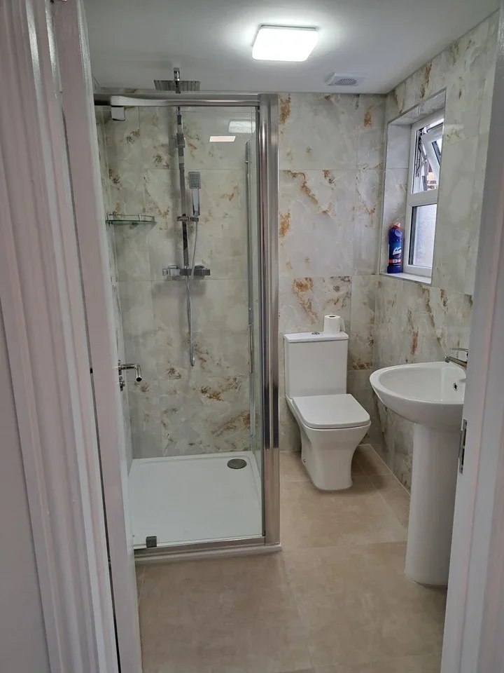 Room Northcote Road in Greater London