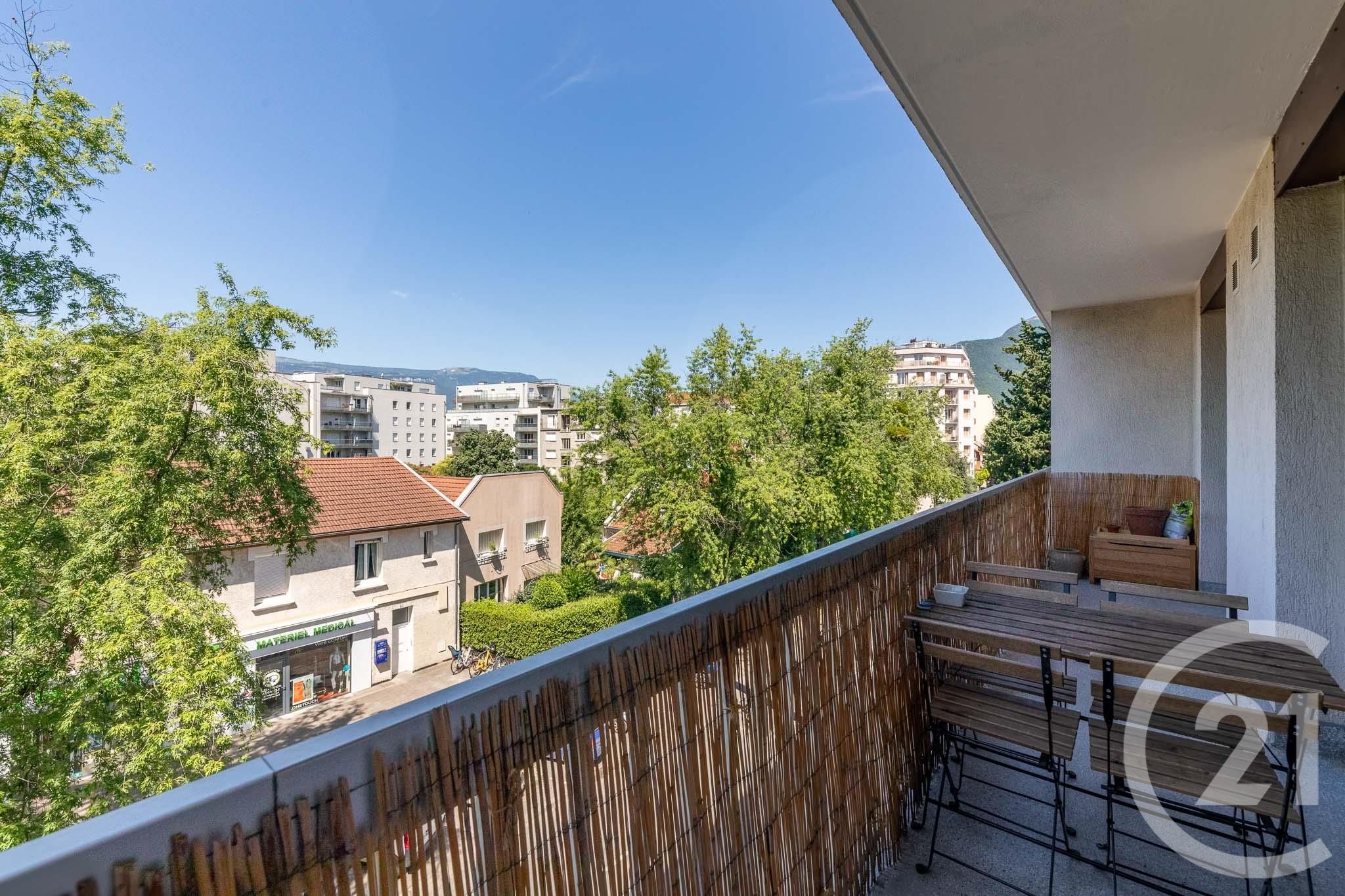 Appartement Avenue Jeanne d'Arc à Grenoble