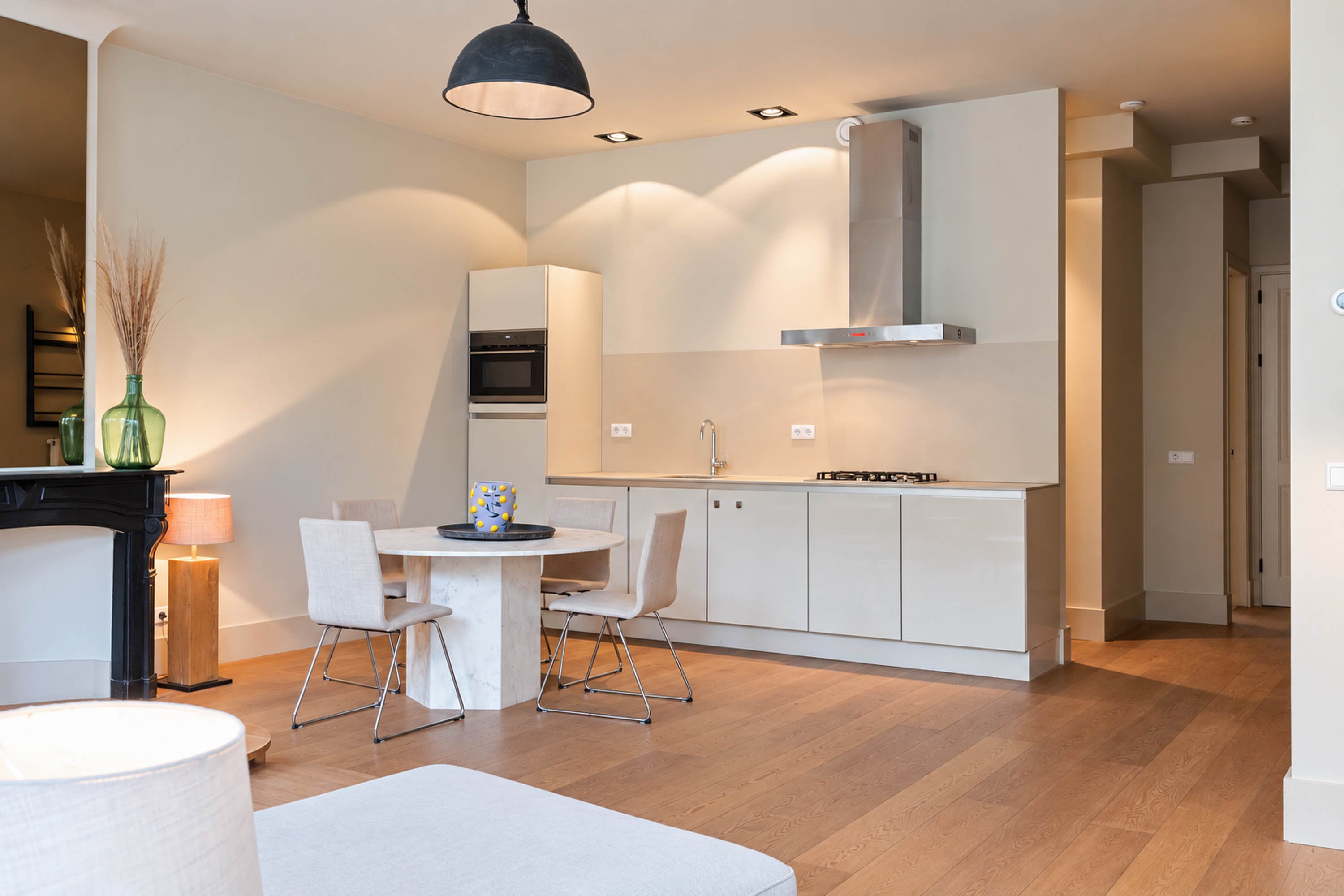 Nieuwezijds Voorburgwal 338 A – photo 5