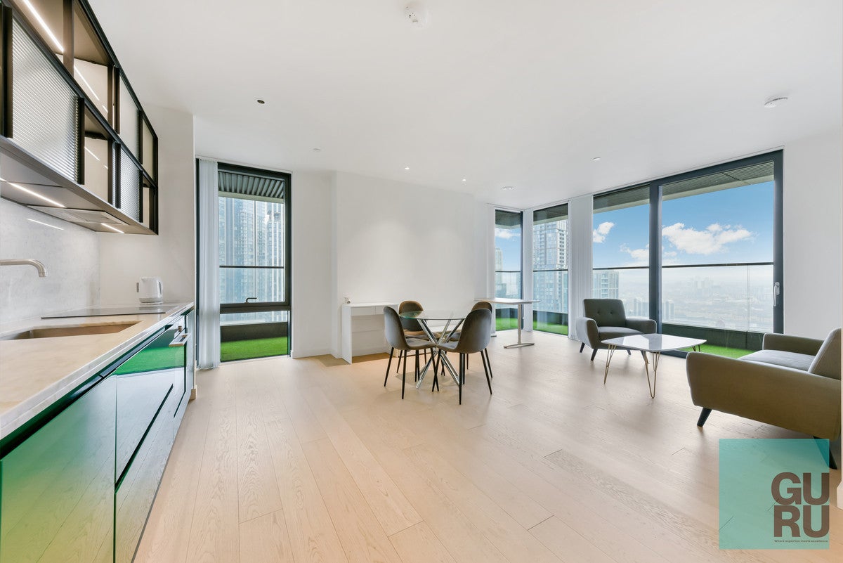Flat Wards Place in London